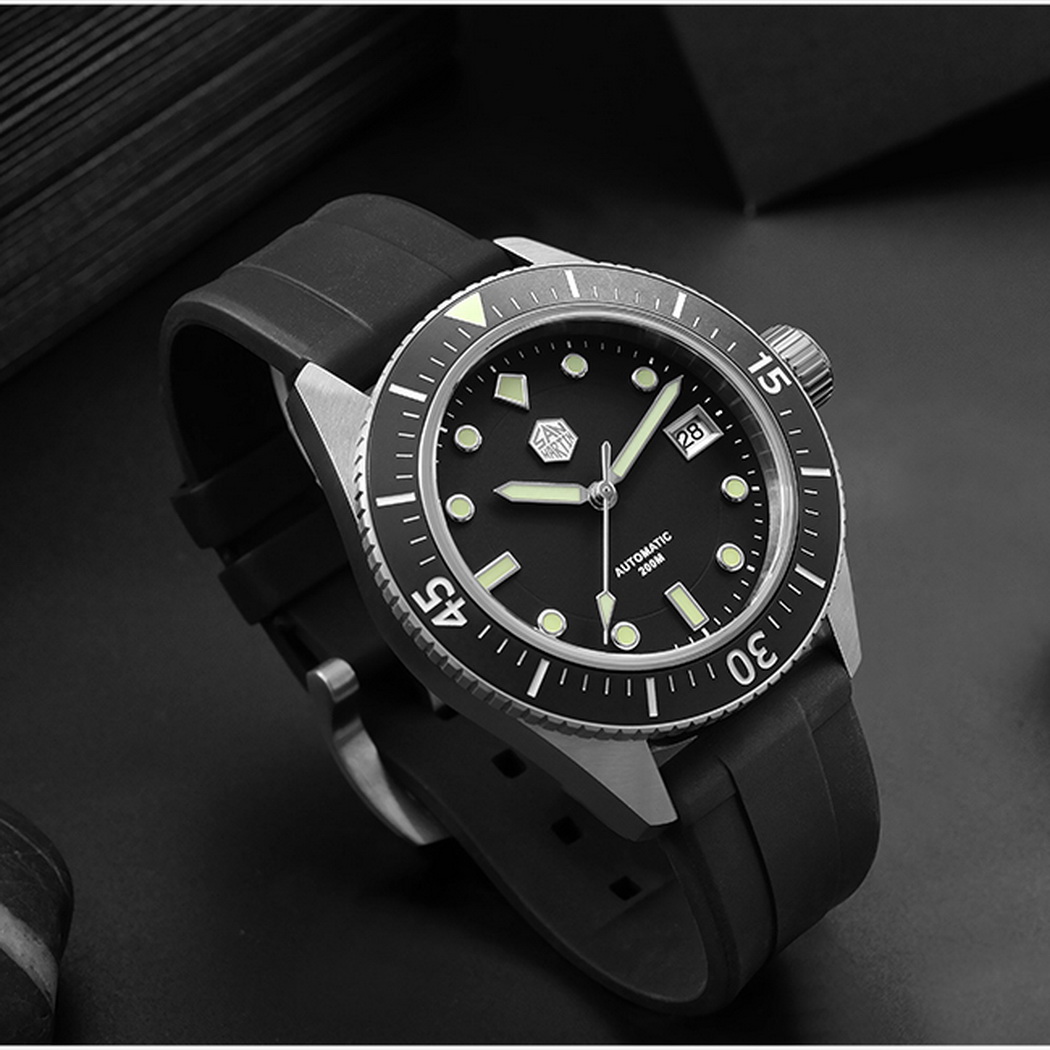 SAN MARTIN 200M WATERPROOF DIVING WATCHES FOR MEN AUTOMATIC WATCH